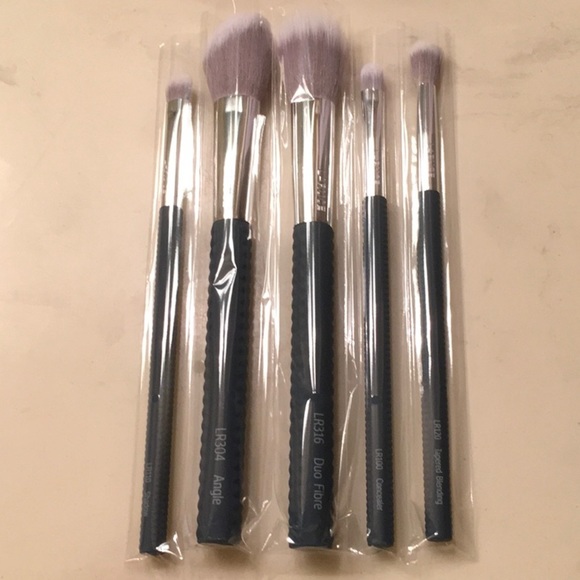 LaRUCE Beauty Christine Brush Set - Picture 4 of 5